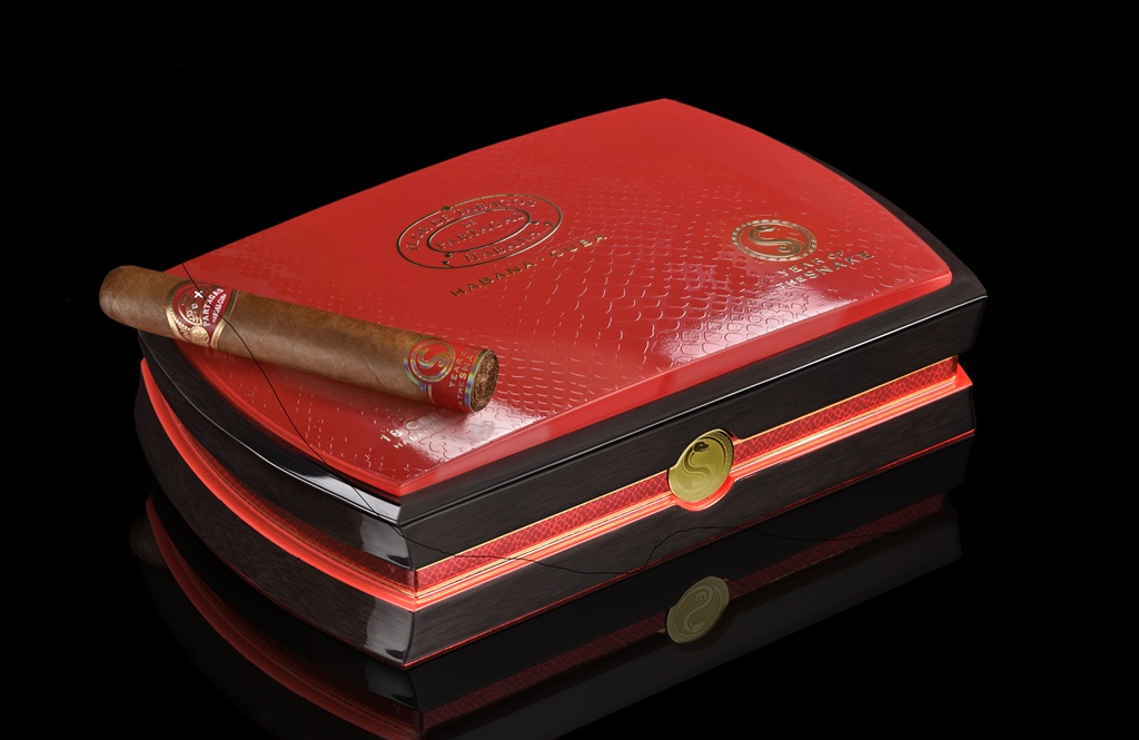 Partagas Cedros.jpg