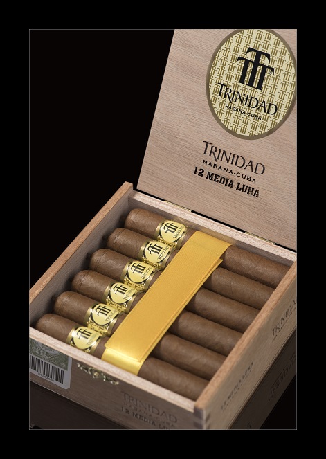 TRINIDAD MEDIA LUNA 07 (1).jpg